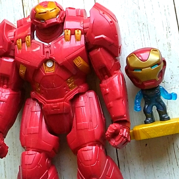 Iron man ,Large Action Figurine Toy and small figure lot of 2 - Picture 2 of 5